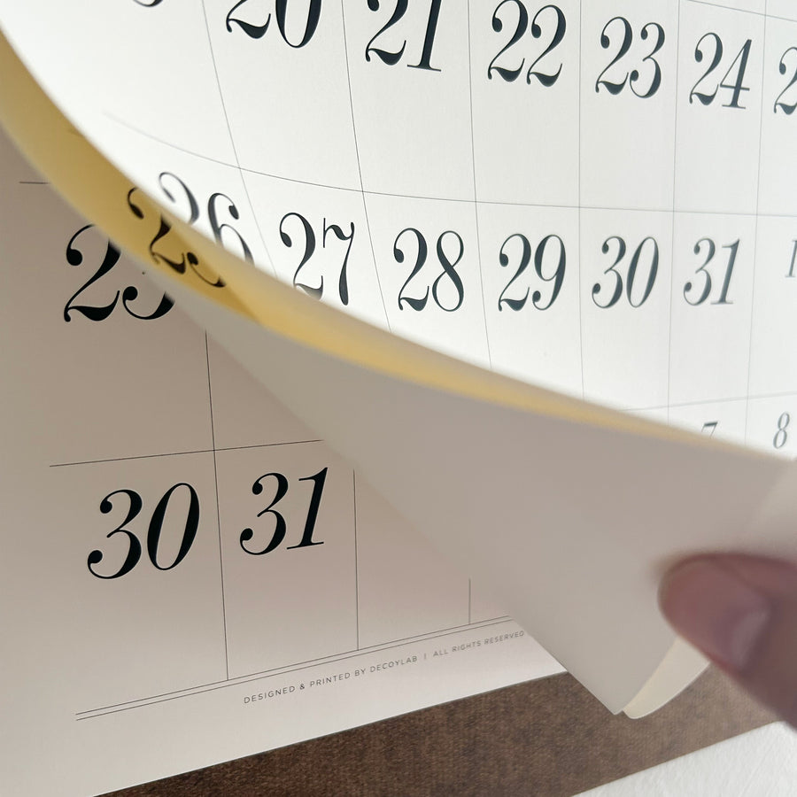2025  Wall Calendar with Italic Numbers